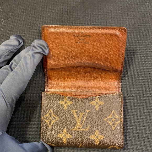 Louis Vuitton Bi Fold Card Holder - Picture 2 of 8